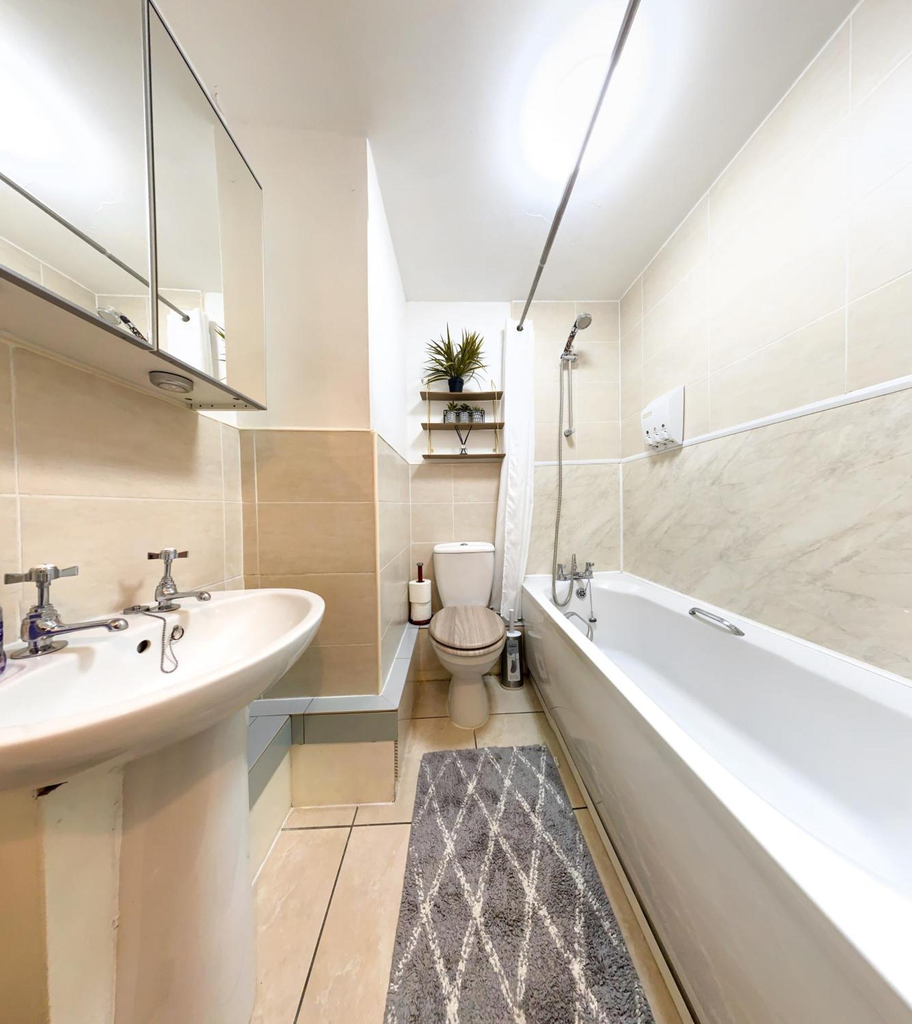 Sidemersey Livings - Central And Quiet 2-Bedroom Apartment Ливърпул Екстериор снимка